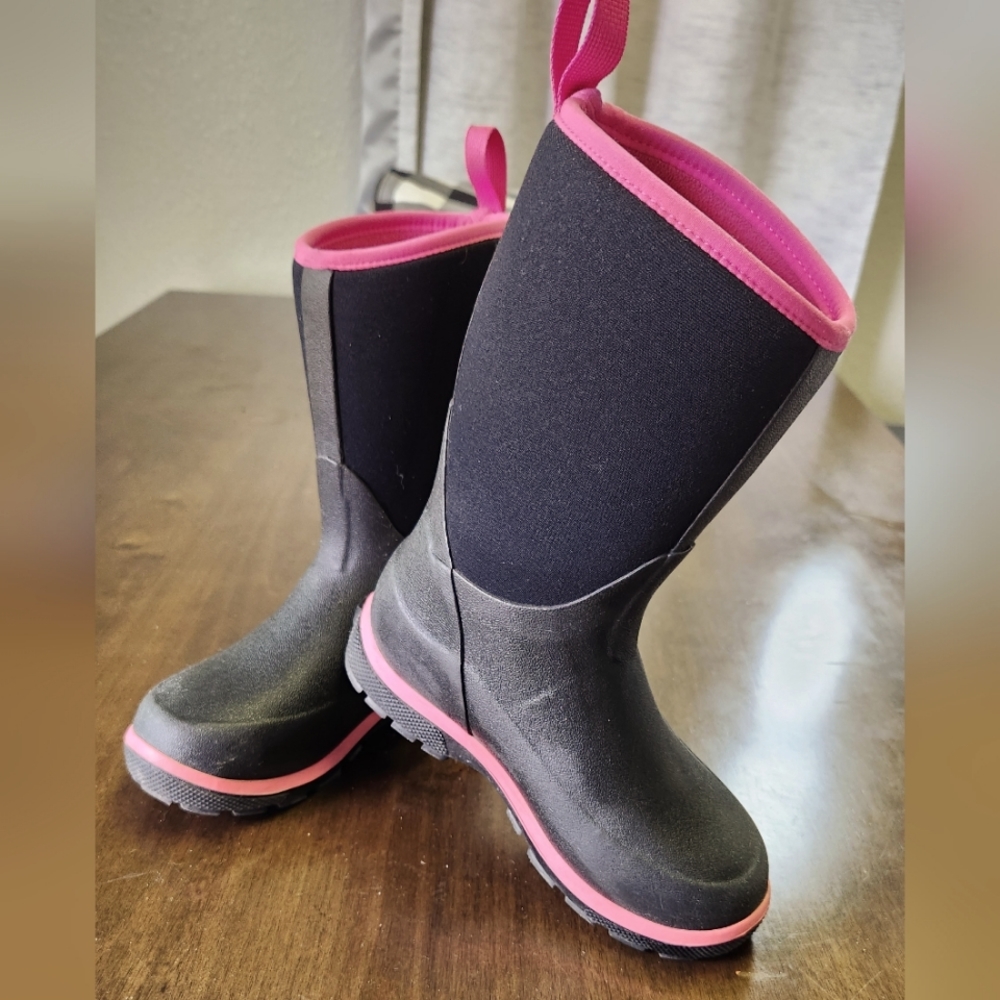 Muk boots